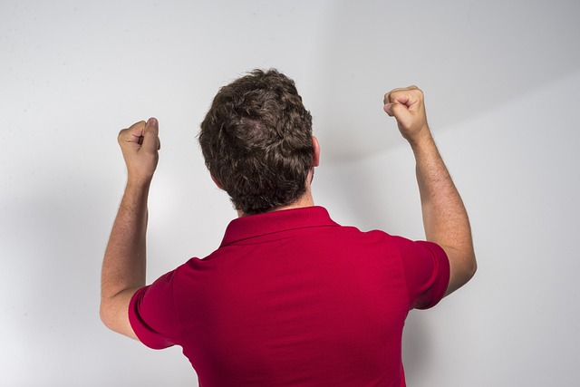 使他成为球 使他成为球