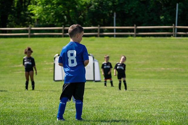 21／22賽季歐冠小組賽第3輪巴黎聖日耳曼3-2RB萊比錫 梅西梅開二度姆巴佩傳射+失點.